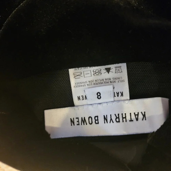 Kathryn Bowen Black Velvet Cut-Out Top, Size 8, BNWOT - Picture 5 of 5